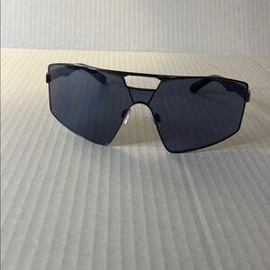 #16 Foster Grant Ironman Black Sunglasses